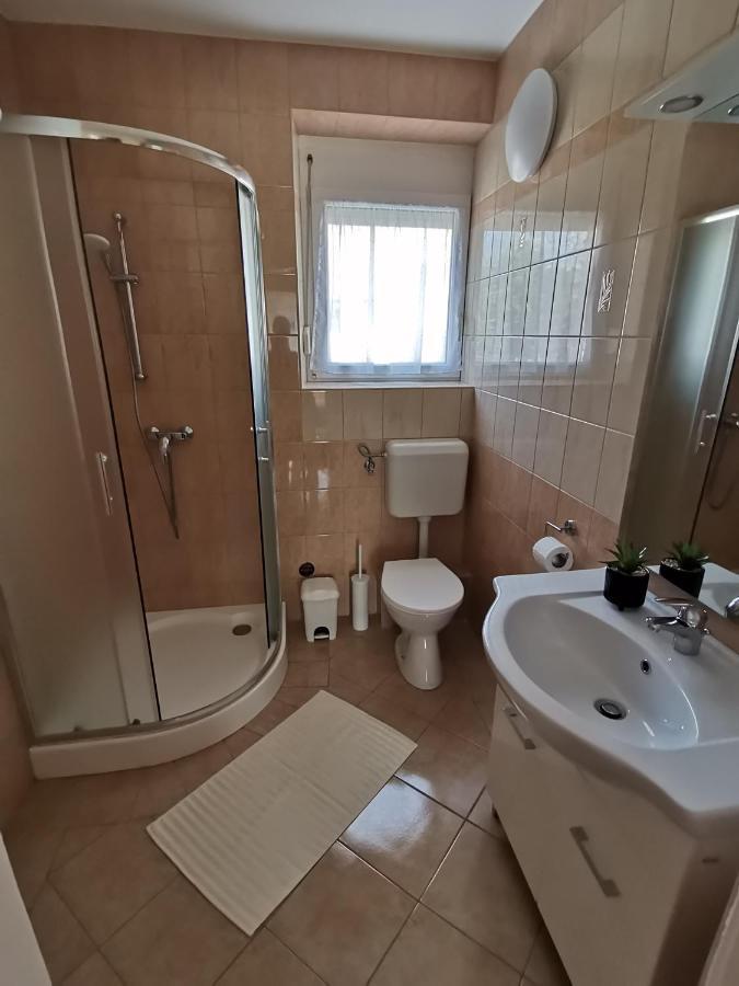 Lea Apartman Harkány Exteriör bild
